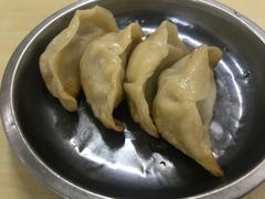 -黄阿姨锅贴大王(万航渡路店)