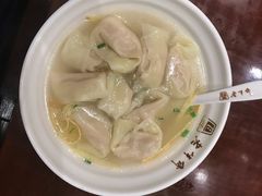 刀鱼馄饨-老半斋(福州路店)