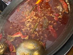 -黄潇洒老火锅(九眼桥宏济巷店)