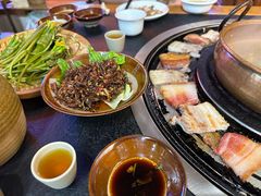 -阿山卓·野生菌火锅·纳西火塘烤肉