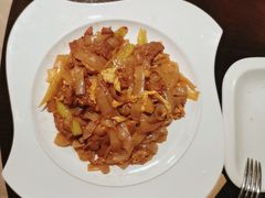 干炒牛河-食肆&Fourteen(武林夜市店)