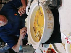 -越城记黑鱼煲(万达店)