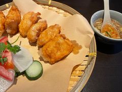-大头虾越式风味餐厅(光明广场店)