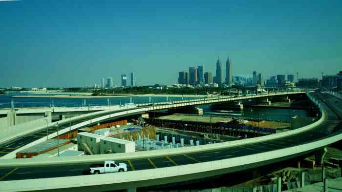 棕榈岛观光缆车-"这个缆车做的不是很有意思,也不知道意义何.