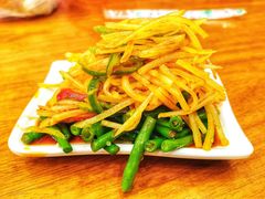 -穆芳阁兰州纯汤牛肉面(西安总店)