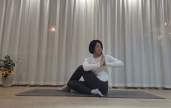 -元泉瑜伽培训学院