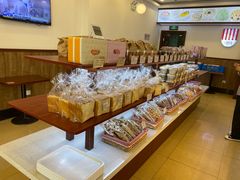-红宝石·鲜奶小方·海派西点房(浦三店)