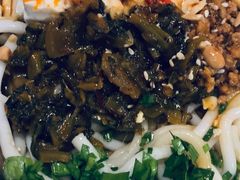 豆花米线-滇道云南特色料理(康定路店)