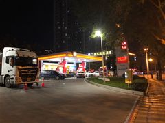 -延长壳牌加油站(长安南路电视塔站)