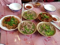 -谢老五跷脚牛肉·非遗传承店