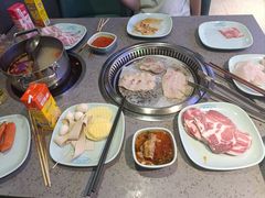 -金滏山烤肉·海鲜·火锅自助餐厅(襄阳万达店)