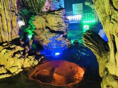 -泰安地下龙宫景区