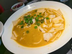 -麻六记(凤凰汇店)