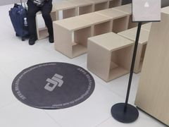 -DJI大疆(深圳华强北曼哈授权体验店)