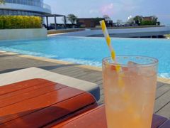 -瑰丽酒店·海吧·天际下午茶·现场DJ·天台酒吧