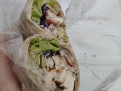 凯撒鸡肉握不住大卷-星巴克(上海南站店)