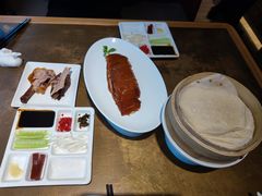 酥香嫩烤鸭-四季民福烤鸭店(西单华威约饭街店)