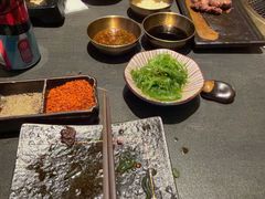 -铭牛烧肉·和牛海鲜自助(高新月牙湖店)