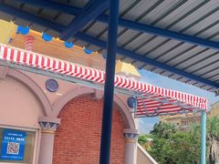 -平湖九龙山乐满地水上乐园