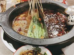 -言玖鲜火锅串串披萨自助(益田假日店)