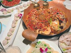 -墨居上隐·院子里火锅(峨眉店)