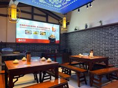 -唐师傅湘西名菜馆(武陵路店)