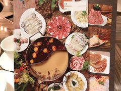 -四季火锅酒家(新濠影汇店)