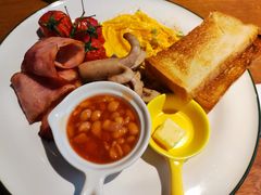 -JINNS锦时 steak&pizza(浸信会礼拜堂旧址店)