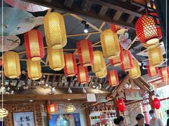 大堂-东来菜馆•手抓海鲜家常菜•海鲜锅贴(鸽子窝店)