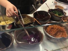 -侯志伟纯手工酸辣粉