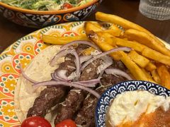 土耳其牛肉混盘-Uncle Kosto科斯托·中东菜