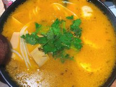 美人花胶鸡火锅米线-太子浓心招牌炸酱小锅米线(兰州中心店)