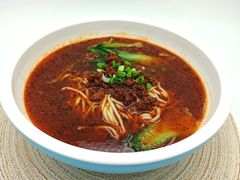 早餐杂酱小面-何必是家面馆 HB noodles&coffee