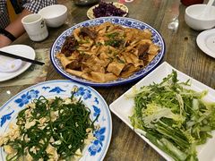 -壹阁胡羊焖饼(特色小吃街店)