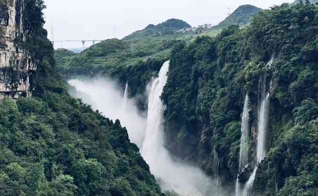 马岭河峡谷风景区-"位于贵州省兴义市的马岭河峡谷风景区是国家.