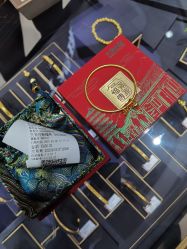 -六福珠寶(巴黎春天五角场店)