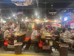 -萍姐火锅·公路夜市(武汉首店)