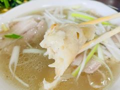 罩火烧-金卯白肉罩火烧