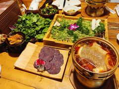 -慢丽江·云南野生菌土鸡锅(西山店)
