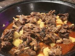 铁锅炖鹅-粗粮人家·东北菜(洋桥店)