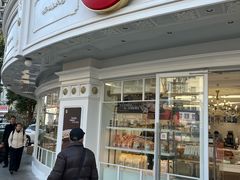 -85度C(生甜甜圈研究工坊·上海平凉店)