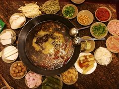 -星鸿社重庆老火锅(燃灯寺分店)