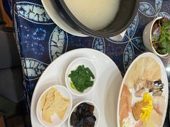 -桥香园过桥米线(国贸店)