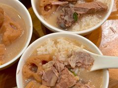 -莲餐厅·湖北菜·潜江小龙虾店(愚园路店)