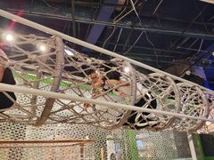 -zoonana室内动物园(东方福来德店)