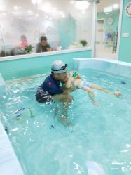 -鱼乐贝贝婴幼儿水育馆(星汇广场店)