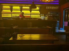 -Helens海伦司小酒馆(上海疁城新天地店)