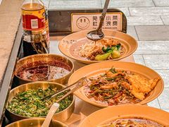 -方铲铲·成都板凳面(滨江银泰店)