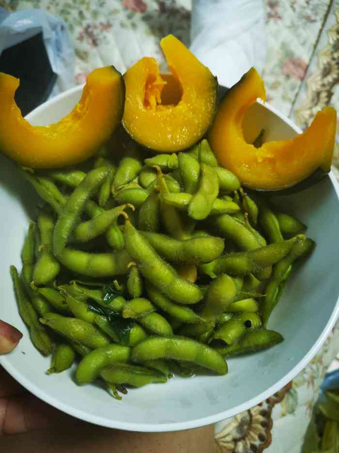 因为要去朋友家温锅,就选择了这里买点水果带过去