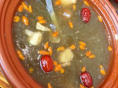 -有红鸡毛店·川菜(建设路店)